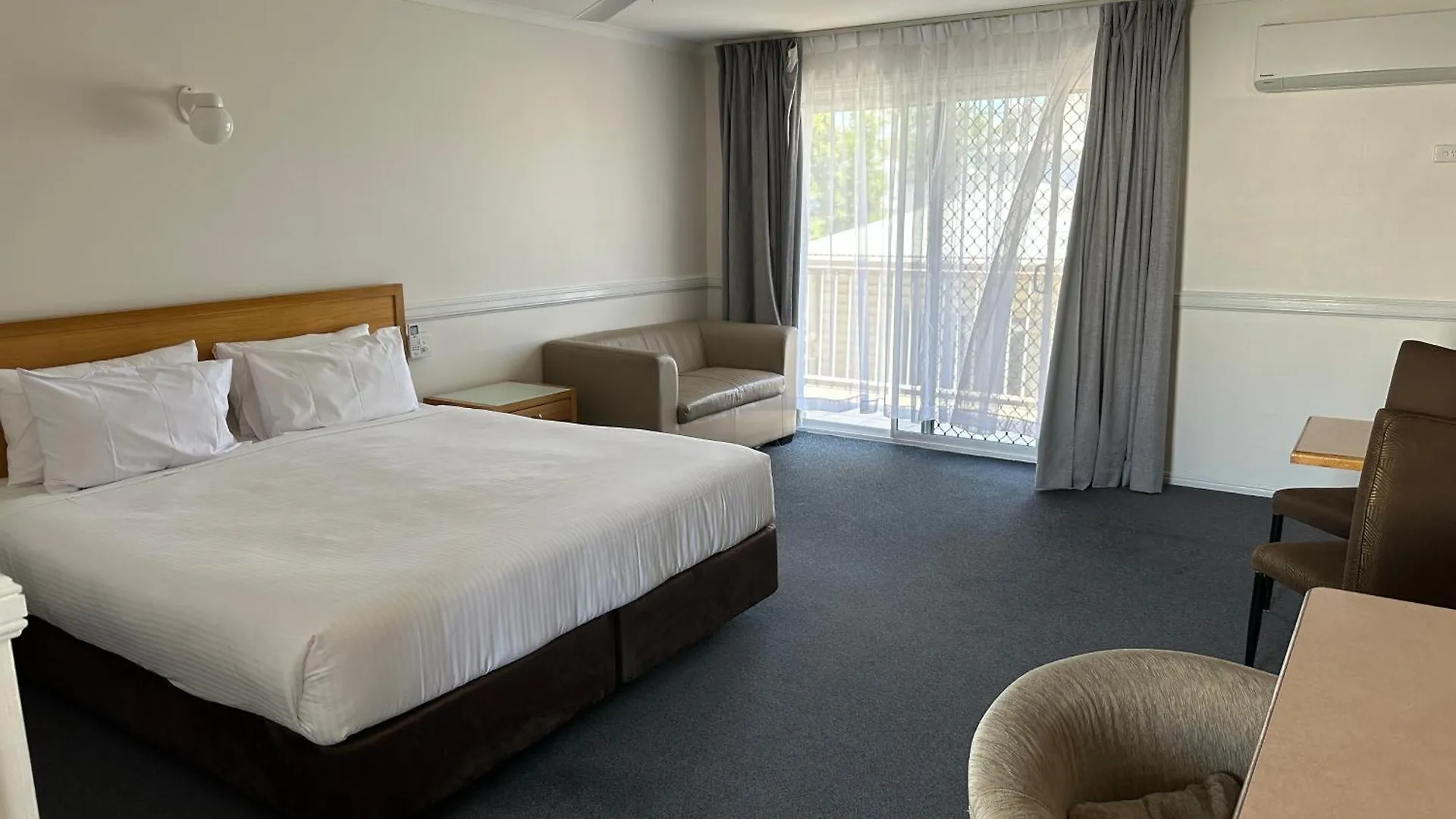 Best Western Ambassador Motor Lodge Hervey Bay 3*,  Australia